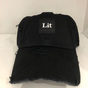 BLACK DISTRESS LIT DAD HAT